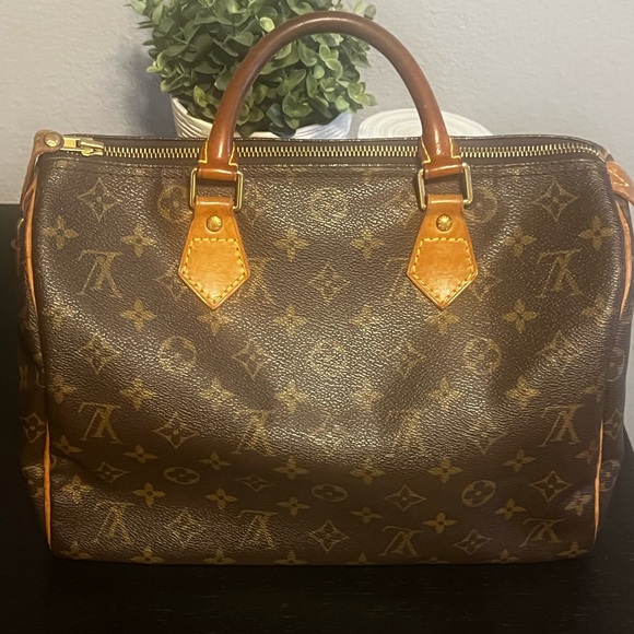 Louis Vuitton Speedy 30 - Picture 2 of 14